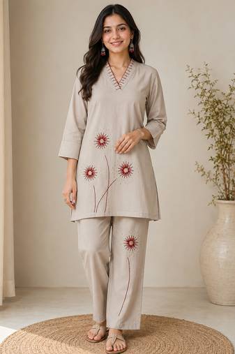 Cream colour pure cotton kantha work co-ord set