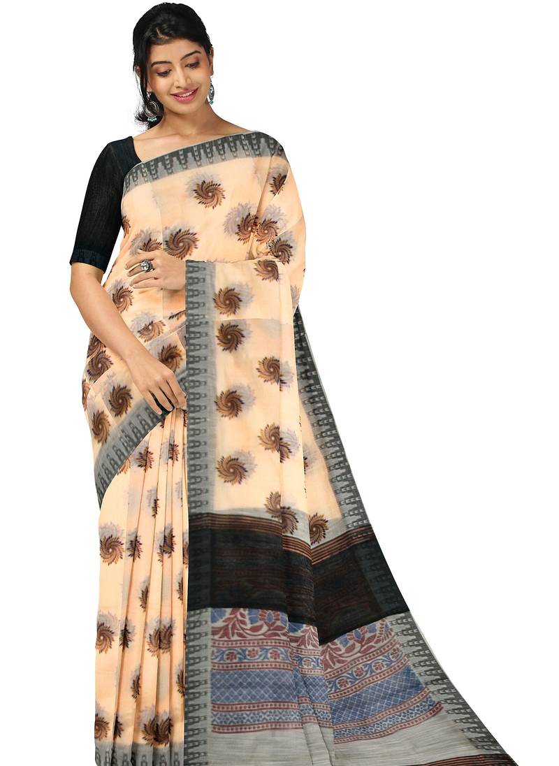 Dark off white spiral printed saree