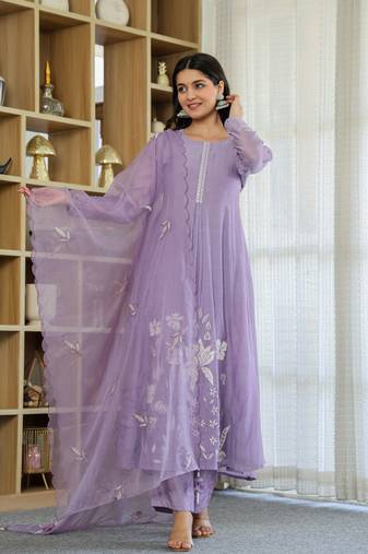 Women's Gorgeous Thread Work Chanderi Silk Fabric Flared Anarkali Pant and Dupatta Set