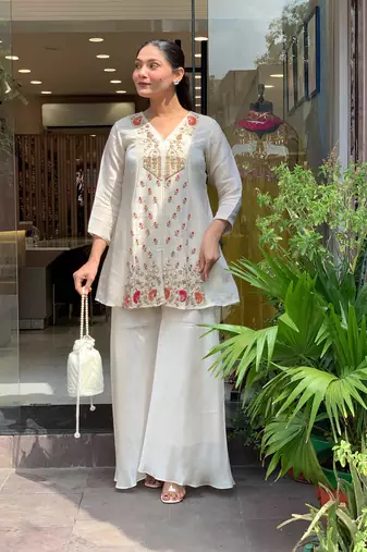 Women's Gorgeous Embroidery Work Silk Fabric Straight Kurta Palazzo Set
