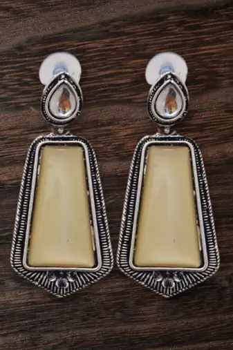 Cream monalisa cz stones silver plated earrings set