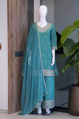 Turquoise blue silk embroidered kurta pant set with dupatta