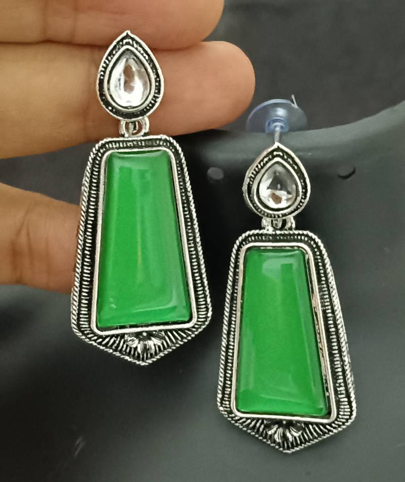 Green monalisa cz stones silver plated earrings set