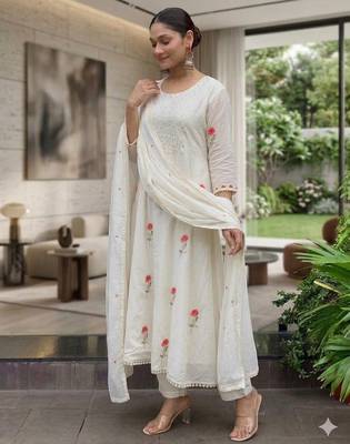  white straight kurti pant set with rose motif embroidery for women 3