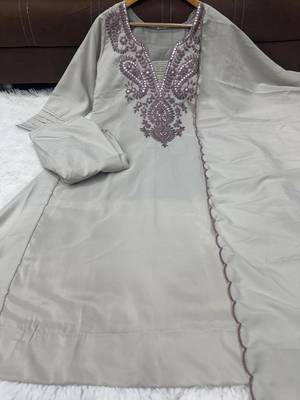 Trends grey embroidered kurta with pant and dupatta set 4