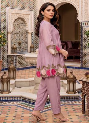 Women's peach embroidered kurti set 3