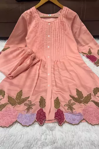 Women's lavender embroidered kurti set