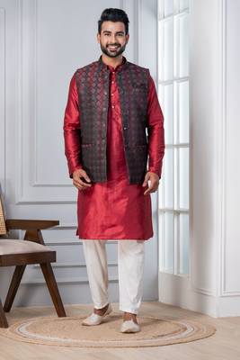  kurta jacket set for men with embroidered work 3