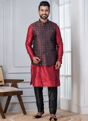 red  silk blend kurta jacket set for men with embroidered work 2