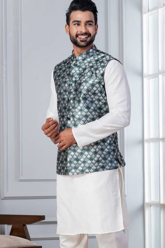  silk blend kurta jacket set for men with embroidered work