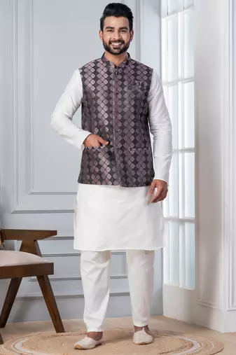  silk blend kurta jacket set for men with embroidered work