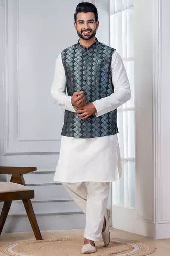  silk blend kurta jacket set for men with embroidered work
