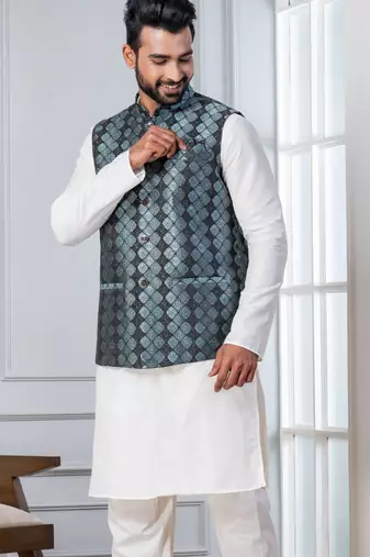  silk blend kurta jacket set for men with embroidered work