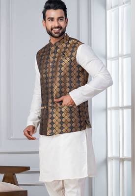 white   silk blend kurta jacket  set for men with embroidered work 2
