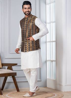 white   silk blend kurta jacket  set for men with embroidered work 3