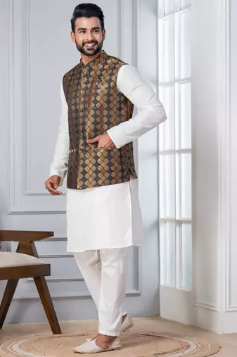 white   silk blend kurta jacket  set for men with embroidered work