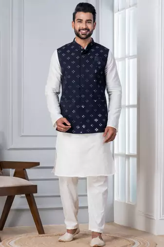  silk blend kurta jacket set for men with embroidered work