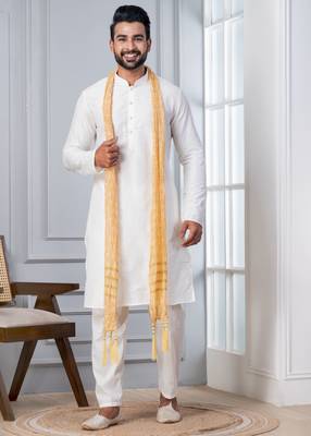   white blend kurta duppata  set for men   3