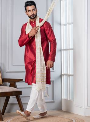 red silk blend kurta duppata  set for men with embroidered work 2