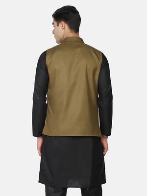 Mens solid black kurta pyjama set with olive green jacket 2
