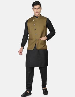 Mens solid black kurta pyjama set with olive green jacket 3