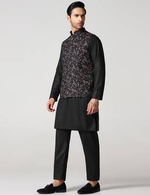 Mens solid kurta pyjama set with leaf printed nehru jacket 4