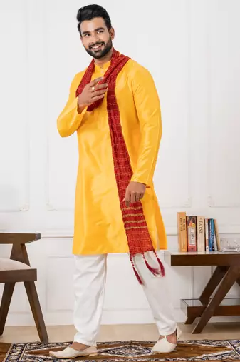  yellow silk blend kurta duppata set for men 