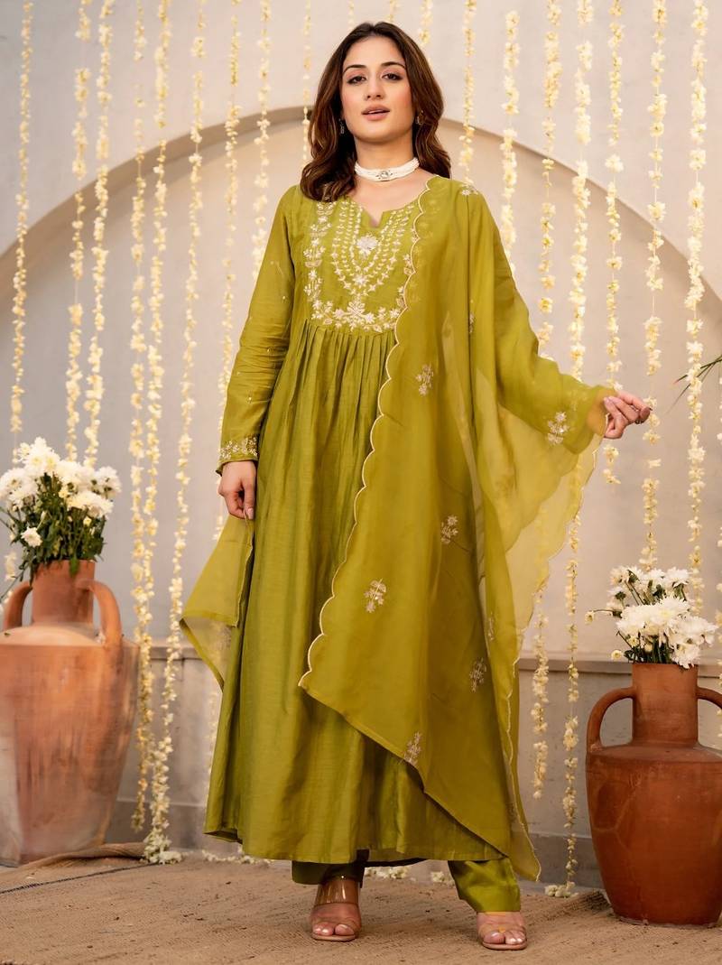 Women's Beautiful Embroidery Work Chanderi Silk Fabric Flared Kurta Pant and Dupatta Set
