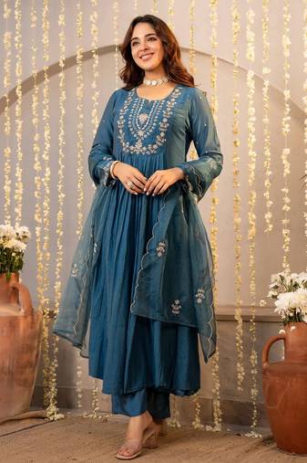 Women's Beautiful Embroidery Work Chanderi Silk Fabric Flared Kurta Pant and Dupatta Set