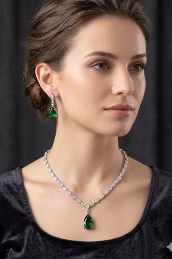 Emerald green white cz stones silver plated jewellery set