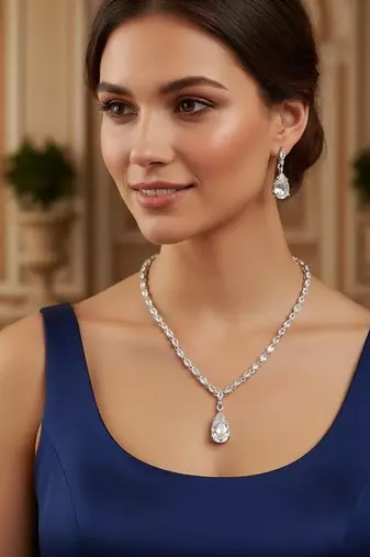 White cz stones silver plated jewellery set