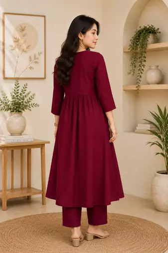 Women's maroon a-line gathered kurta with pant set