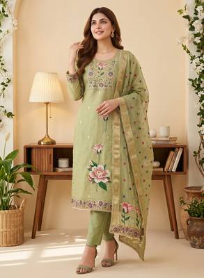 Green colour banarasi cotton suit set 1