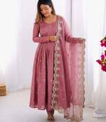 Pink silk blend embroidered kurta-sets