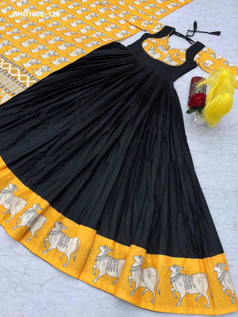 Black cotton blend printed kurta-sets