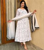 White vichitra silk embroidered kurta-sets