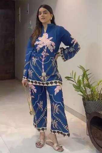 Blue cotton blend printed kurta-sets