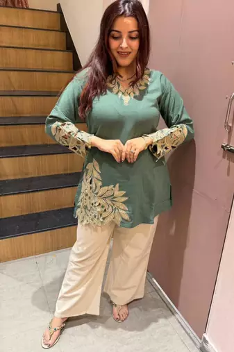 Teal-green cotton blend embroidered kurta-sets