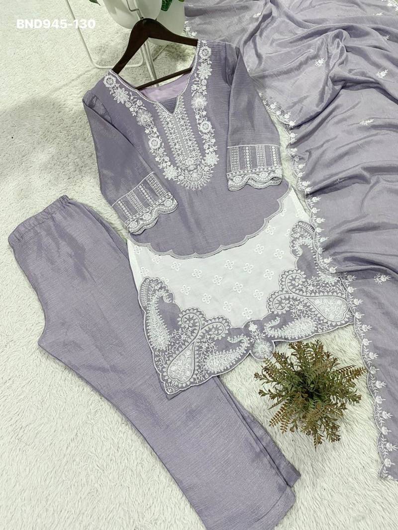 Lavender chinon embroidered kurta-sets