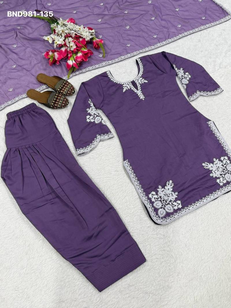 Purple cotton blend embroidered kurta-sets