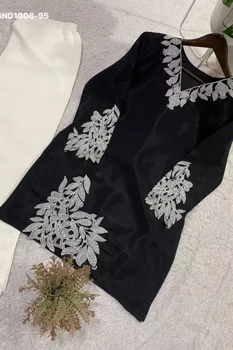 black embroidered cotton blend kurta set