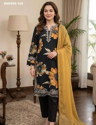 black muslin kurta set with embroidered floral work 1