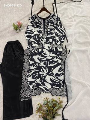 black muslin kurta set with embroidered floral design 3