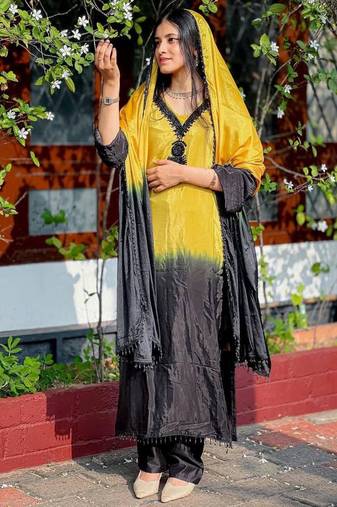 Yellow crepe embroidered kurta-sets