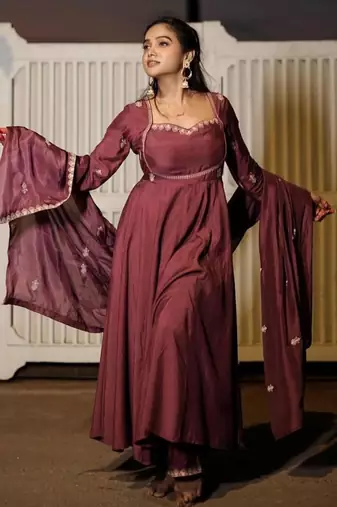 Light-wine silk blend embroidered kurta-sets