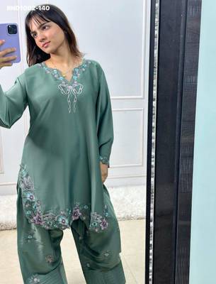 sea-green embroidered crepe kurta set 1