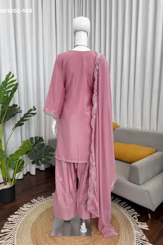 onion pink crepe embroidered kurta set