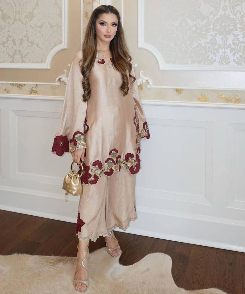 Beige silk blend embroidered kurta-sets