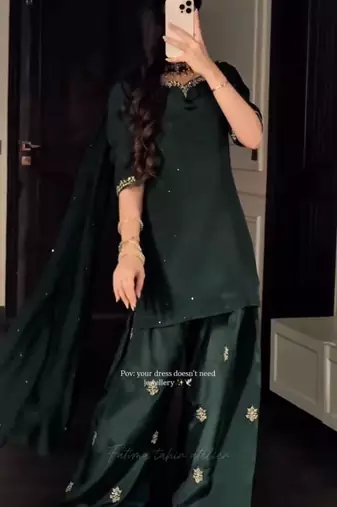 Dark-green silk blend embroidered kurta-sets