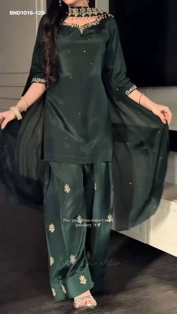 Dark-green silk blend embroidered kurta-sets